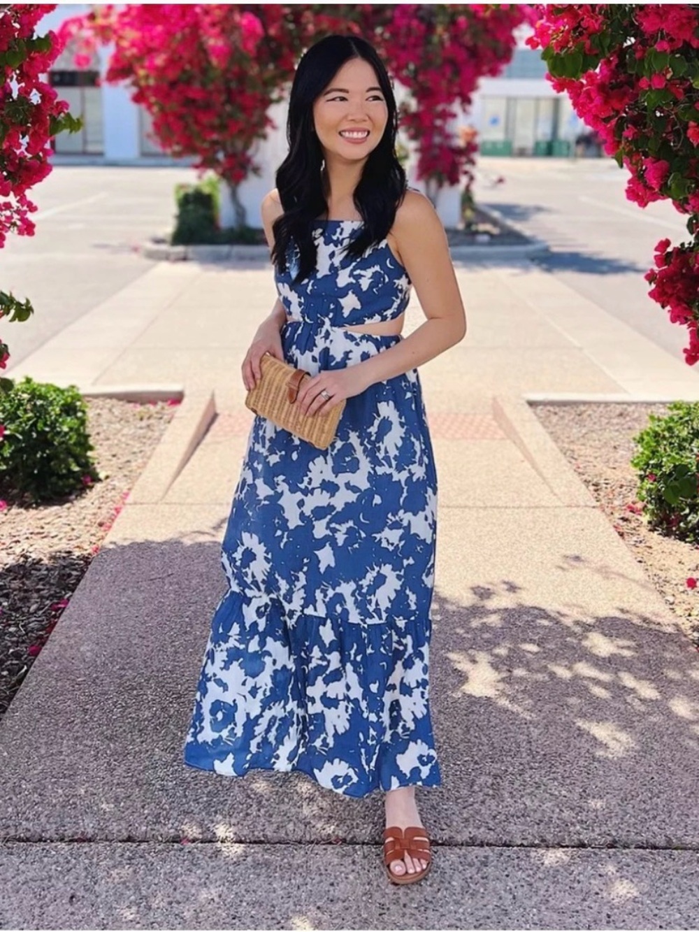 Abercrombie & Fitch Blue and White Floral Cutout Maxi Dress - Picture 2 of 7